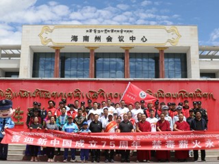 传递禁毒火炬 守护共和平安