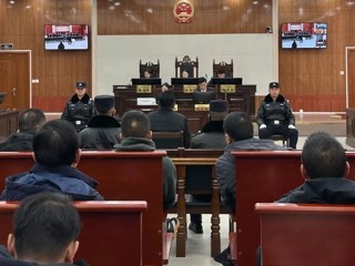 “零距离”旁听庭审 “沉浸式”以案为鉴 ——共和县纪委监委组织开展旁听庭审警示教育活动