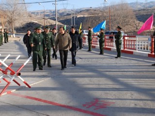州委书记杜捷慰问广大武警官兵