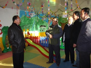 县人民政府华旦县长深入倒淌河镇调研