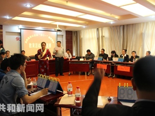 共和县举办“迎七一”非公企业理想信念教育和民族团结知识竞赛活动 