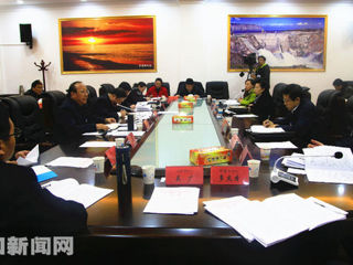 海南州第十三届人大八次会议隆重开幕共和代表团热议政府工作报告