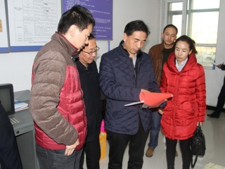 县人民政府副县长韩忠明检查安全生产工作