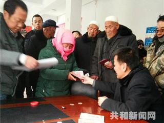 共和民政深入开展“两节”慰问 全力保障困难群众越冬过节