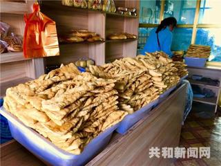 “油果”飘香加隆村