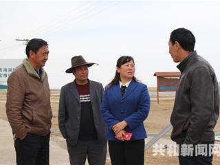 【“两讲三促”专栏】共和县委常委、宣传部长谢永敏深入联点村开展“两讲三促”百日活动宣讲工作
