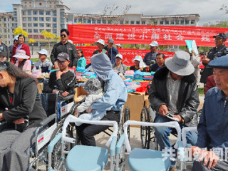 共和县积极开展“全国助残日”宣传活动