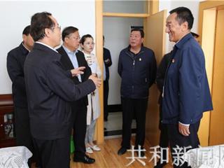 省人大常委会党组书记、副主任张光荣到共和调研人大工作和建设情况