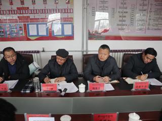 县长华旦深入倒淌河镇、龙羊峡镇调研指导
城镇建设和乡村振兴工作

 