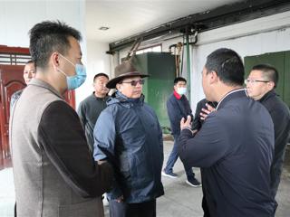 县长华旦深入环湖地区调研指导工作

 

 