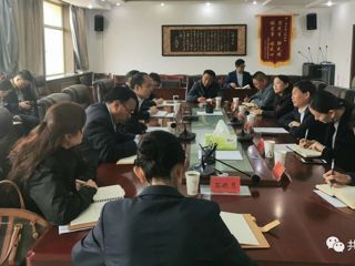 张峰会见中国银行青海分行党委书记胡卫华一行