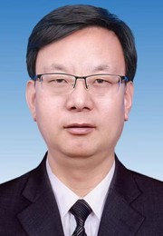 仓生龙