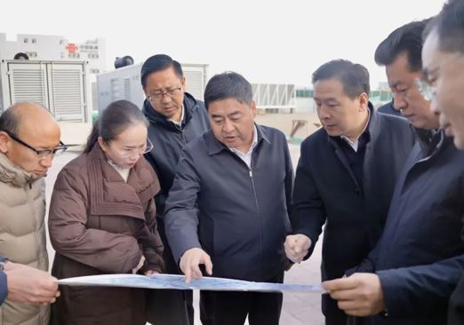 熊元来调研海南州清洁能源和大数据产业发展情况