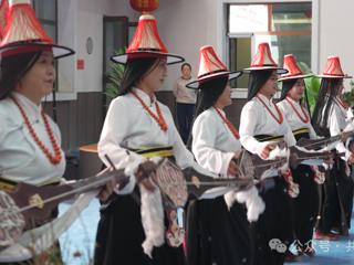 “创建文明城   巾帼我先行”共和县创建全国文明城市主题宣传活动暨庆三八妇女节文艺汇演