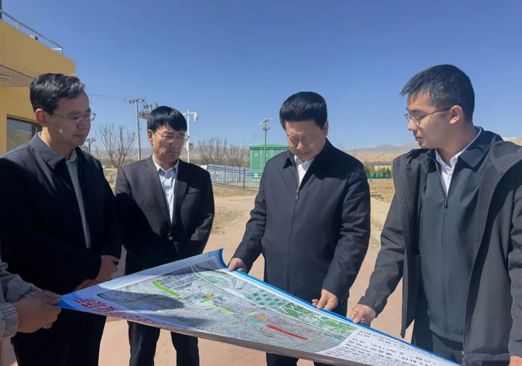尕玛朋措在共和县调研时强调 要牢记国之大者 坚持问题导向 持续擦亮高质量发展的生态底色
