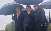 州县两级领导靠前督战 联动推进阿乙亥村受损桥梁应急抢修工作