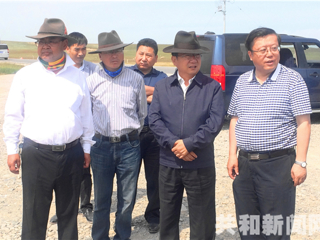 海南州委书记张文魁一行到黑马河乡督导环保问题整改工作
